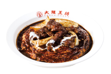 ”スパイスづくし”黒カレービーフ天津まぜそば 970円(税込)